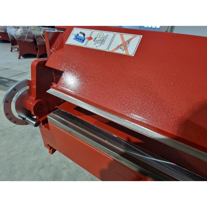 Abkantbank RED PLUS 3m mit Fußpedal, Rollenschere, Biegemaschine